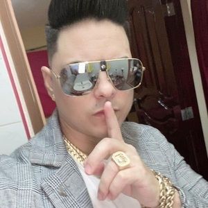 Meet your Posher, Weiler